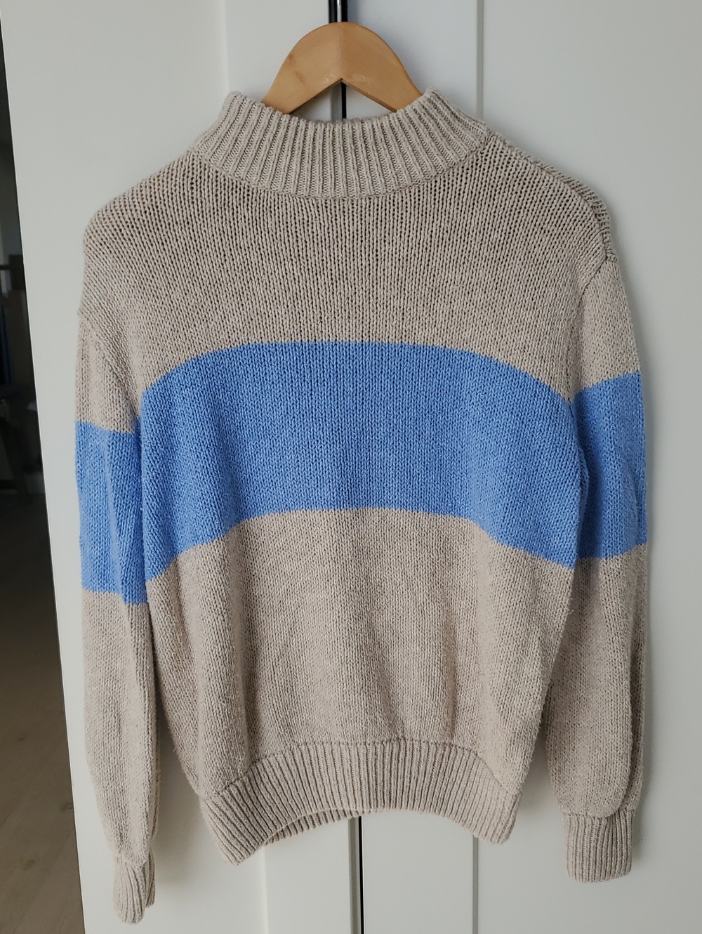 Aerie-Super Soft Sweater, Pretty Ribbed Collar, Hem & Cuffs Size Small Oversized